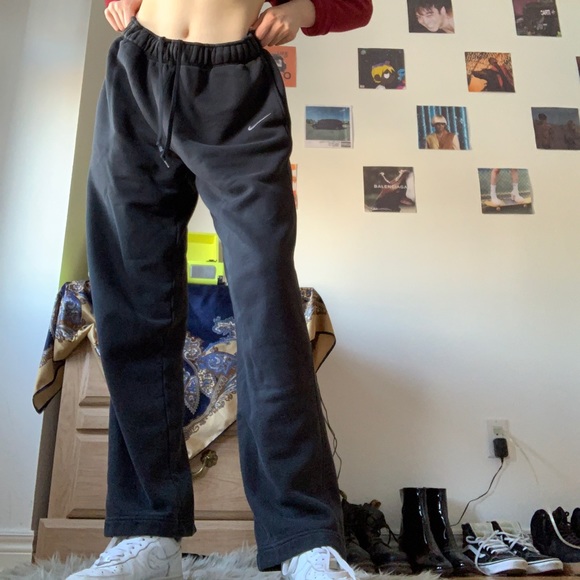 Vintage Nike Sweats - Picture 5 of 5